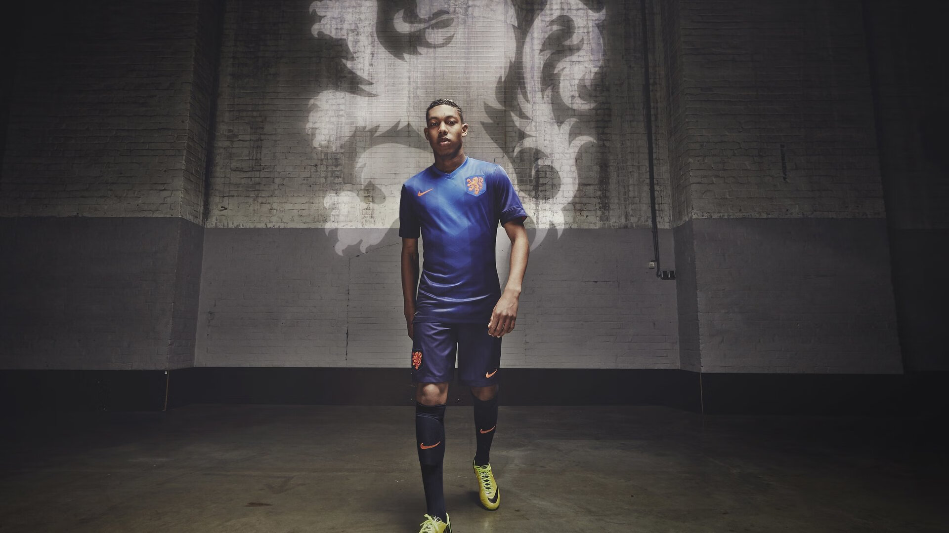 中国竞走队备战巴黎奥运会 新秀崛起老将坚守